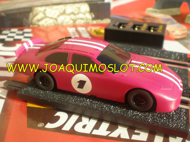 scalextric compact ford fusion nascar "fucsia" compact 1/43